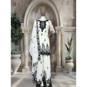 Ensemble de vêtements indiens et pakistanais de créateur avec broderie de sequins multi-aiguilles - Product Image 2