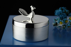 Boîte éléphant plaquée argent - Product Image 1