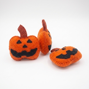 Fieltro y lana: Decoración infantil de Halloween con monstruo aterrador de calabaza - Product Image 6