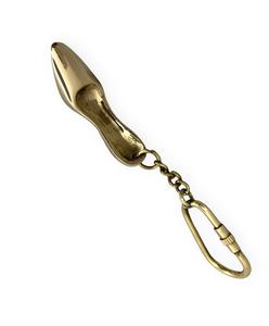 Llavero de latón con forma de zapato para mujer, accesorio para bolso - Diseño rectangular duradero y ecológico - Product Image 2