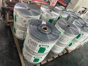 Sacs à couches à fond carré en PE durable | Vente en gros OEM au Vietnam | Emballage personnalisé - Product Image 6