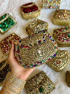 Pendentif de soirée multifonctionnel promotionnel fait main en perles de cristal et pierres de verre mosaïque Kundan, par NEHA ENTERPRISES, pour créateur de mode - Product Image 2