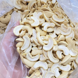 Factory Direct Kaju Cashew <b>Nuts</b> SANTIGO <b>Nuts</b> <b>Kernels</b> Broken Kaju FREE Tax Origin Vietnam - Product Image 1