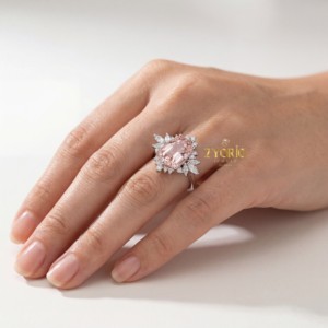 แหวนทอง 14K ประดับเพชรชมพูทรงชิลด์คัทแบบ Halo ดีไซน์ดอกไม้ แรงบันดาลใจจากธรรมชาติ แหวนแต่งงานเจ้าสาว เครื่องประดับหรูหรา - Product Image 5