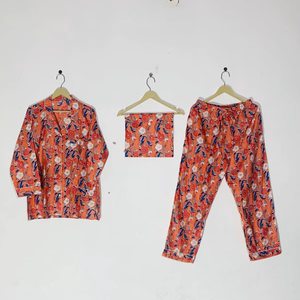 ชุดนอนลายดอกดาวเรือง - ชุดนอนผ้าฝ้ายพิมพ์ลายด้วยมือ 3 ชิ้น - Product Image 1