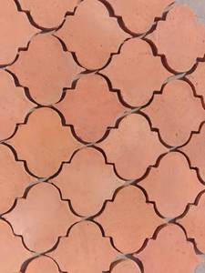 Tuiles de toit extérieures en terre cuite rouge, faites à la main, de haute qualité, couleurs personnalisées, style romain, durables, pour usage en parc, Bangladesh - Product Image 2