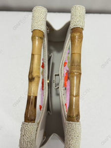 Fabricante de Bolsos de Mano con Cuentas y Motivos Botánicos, Bolsos de Resort, Venta al por Mayor, OEM, Bolsos Artesanales, Exportación, Marca Privada, Suministro a Granel - Product Image 4