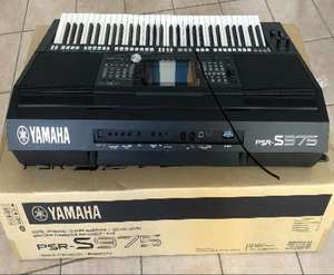 Teclado de estación de trabajo profesional Yamaha PSR-S975 EN VENTA - Product Image 3