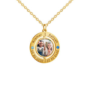 Colgante de Plata con Moissanita para Fotos, Collar Personalizado con Nombre Grabado, Marco Circular, Regalo Familiar - Product Image 3