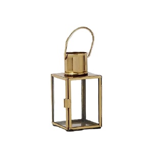 Nouvelle lanterne à bougie tendance, finition couleur or, pour extérieur, cour, moderne, élégante, vintage, lanternes à bougie personnalisées en termes de taille et de forme - Product Image 1