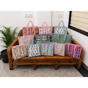 Bolso Tote Bohemio para Uso Diario, Cierre Abierto, Acolchado, de Algodón con Estampado Floral, Hecho a Mano, para Compras, Viajes y Trabajo - Product Image 2