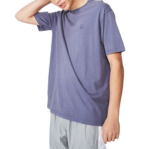 T-shirt d'entraînement à manches courtes 100% coton pour hommes avec impression numérique de logo personnalisé T-shirt régulier doux en mélange de coton et polyester 180gsm - Product Image 1