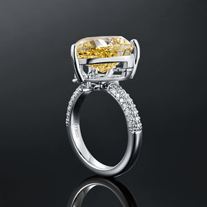 Anillo de Compromiso AMBER JEWELS T-37 con Diamante Amarillo Corte Corazón, Oro Sólido de 18K, Certificado IGI, Engaste de Garras, Unisex, Romántico y Elegante - Product Image 2