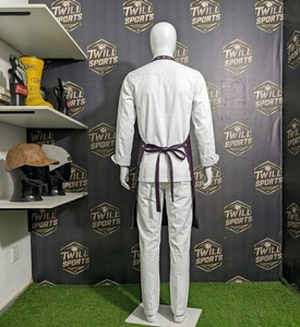 Delantal de Cuero Morado Clásico y Duradero con Textura Suave y Sensación Ligera, Moderno para Uso Doméstico - Product Image 4