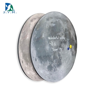 Pizarra Magnética Redonda Moderna con Estampado de Luna para Decoración de Pared - Product Image 4