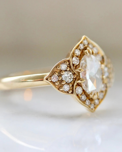 Anillo de Compromiso o Aniversario de Lujo Cristiano para Mujer, Oro Sólido de 18k, Diamante Natural Blanco de Corte Ovalado, Certificado IGI, 2026 - Product Image 3