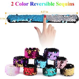 Confezione da 20 Braccialetti Reversibili Bicolore con Charm, Ispirati alle Performance Sceniche, Braccialetti alla Moda con Perline, Braccialetti a Schiaffo - Product Image 1