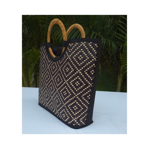 Bolso Rectangular de Bambú Hecho a Mano Ecológico, Ligero y Duradero con Cierre de Cremallera, Capacidad de 3L+ para Viajes y Uso Diario - Product Image 3