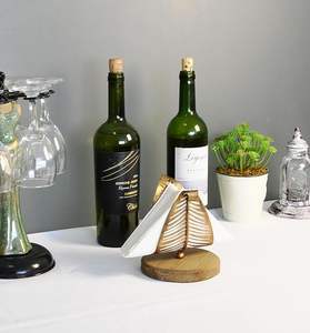 ที่ใส่กระดาษเช็ดปากรูปใบไม้โลหะทรงแนวตั้ง ความสูงปานกลาง ขนาด 6 นิ้ว ฐานไม้ทรงกลม - Product Image 2