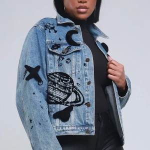 Women's Denim <b>Trucker</b> <b>Jacket</b> With Hand Drawn Print Turn-Down Collar Button Closure Autumn Casual Full Sleeve Regular Length - Product Image 5
