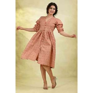 Vestido Midi Estampado 100% Algodón Ecológico para Mujer, Color Durazno, con Botones al Frente, Mangas Abullonadas, Cintura Natural, Ligero, para Verano - Product Image 5