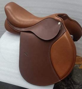 Selle de cheval en cuir personnalisée Siège en cuir souple de vache Rouleau de genou détachable Arbre en plastique Style anglais classique MVE-SD-35 EQUIHAWK - Product Image 2