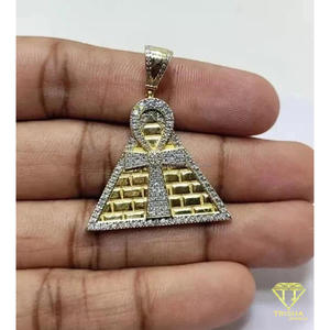 Colgante Pirámide Helada en Plata de Ley 925 con Diamantes Cultivados en Laboratorio VVS, Joyería Hip Hop - Product Image 3