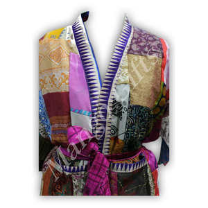 Veste élégante en soie à manches longues pour les occasions spéciales, les mariages, les soirées, la mode décontractée et les occasions spéciales. - Product Image 3