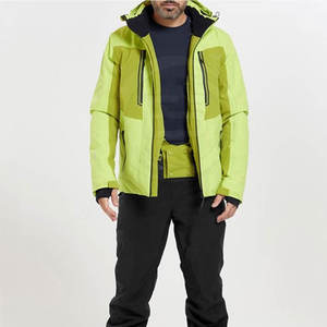 Veste de ski à capuche vert néon premium avec design imperméable, coupe-vent et isolé pour la collection de vêtements de sport d'hiver en montagne - Product Image 2