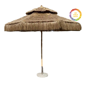 Parasol en feuilles de palmier pour les espaces extérieurs, idéal pour ombrager les bords de piscine, les cafés et les espaces de loisirs tropicaux - Product Image 4