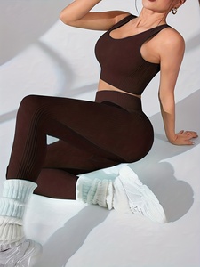 Ensemble de yoga deux pièces pour femmes, tenue de fitness sans coutures à taille haute, vêtements de sport respirants, logo personnalisé, marque privée, vente en gros - Product Image 1