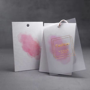 Etiquetas colgantes personalizadas impresas en relieve y serigrafiadas para ropa, etiquetas ecológicas de papel semillado para prendas, bolsos, zapatos y logotipos de lujo - Product Image 1