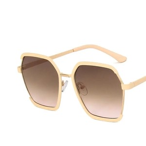 2024 Custom logo Luxury Sun Glasses Half <b>Frame</b> Fashion Luxury Glasses High Quality Wholesale Woman Glasses - Product Image 5