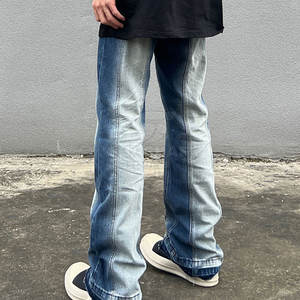 Pantalones de mezclilla de tela de calidad para una comodidad durante todo el día y un aspecto elegante. Pantalones de hombre lavados. - Product Image 3