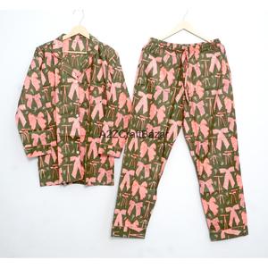 Ensemble de pyjama pour femmes en coton 100% fait main, à fleurs, avec taille élastique et manches longues, séchage rapide et respirant, toutes saisons - Product Image 1