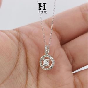 Collier pendentif élégant avec halo de diamants, plaqué or blanc 14 carats, pendentif délicat pour femmes, bijoux minimalistes pour tous les jours - Product Image 4