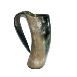 Mug à bière en corne de viking blanc fin, fait main, style médiéval, pour bars, restaurants et fêtes - Product Image 6