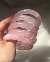 Bracelets en pierres précieuses naturelles pour femmes : Cristal rose, Jade vert, Quartz rose de Madagascar – Vente en gros de bracelets tendance