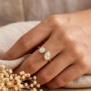 Bague de fiançailles classique en or massif 10K 14K 18K avec diamant de laboratoire taille poire et taille ronde de 2,20 carats, certifiée IGI, couleur E VVS - Product Image 4