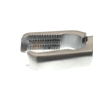 Pinza para Huesos de 8 1/2 Pulgadas, Manual, con Trinquete, Ortopédica, Quirúrgica, de Acero Inoxidable, Reutilizable, Veterinaria, con Certificación CE - Product Image 3