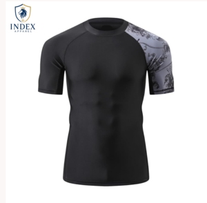 INDEX APPAREL เสื้อยืดคอกลมแขนสั้นสีดำสำหรับผู้ชาย แห้งเร็ว ทรงเข้ารูป สปอร์ต พร้อมลายมังกร แขนเสื้อแบบแร็กแลน - Product Image 1