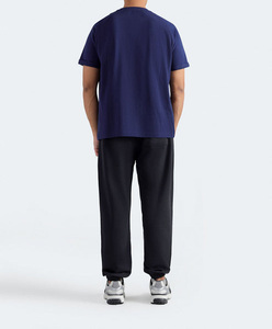 Camiseta de Lujo Unisex 100% Algodón con Logotipo Personalizado Impreso en Serigrafía, Corte Regular, Ecológica y Transpirable - Product Image 4