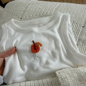 Top moderno sin mangas con bordado de cuentas para niñas, top de verano con cuentas decorativas y bordado a mano. - Product Image 4