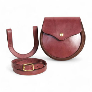 Sporran écossais classique fait main en similicuir végétalien avec ceinture et boutons en laiton – Accessoires de costume - Product Image 3