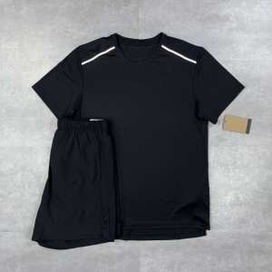 Ensemble 2 pièces T-shirt et short pour homme, tenue de sport légère et respirante pour la course et l'entraînement, 100 % respirant - Product Image 4