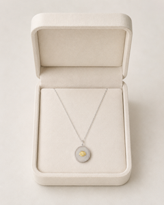 Collar de Plata de Ley 925 con Perla de Agua Dulce Ceto |   Colgante de Concha Marina Bicolor Dorado, Joyería Oceánica para Compromiso, Boda y Fiesta - Product Image 6