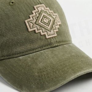 Casquette de baseball vert olive à 6 panneaux avec logo géométrique brodé sur le devant, visière réglable, unisexe, décontractée - Product Image 4