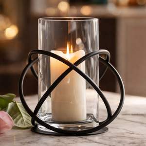 Porte-bougie en verre moderne avec cadre en métal noir, design élégant coupe-vent pour table à manger, salon, décoration intérieure - Product Image 1