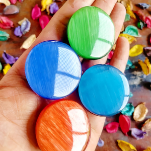 Support de téléphone élégant en pierre Monalisa, finition lisse, accessoire pour téléphone |   Poignée en pierre précieuse naturelle |   Support de téléphone portable tendance |   Style artisanal - Product Image 1