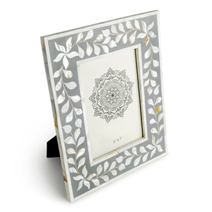 Mother of pearl inlay picture frames for table decor pictures and <b>wall</b> art photos made in Vietnam - Product Image 5